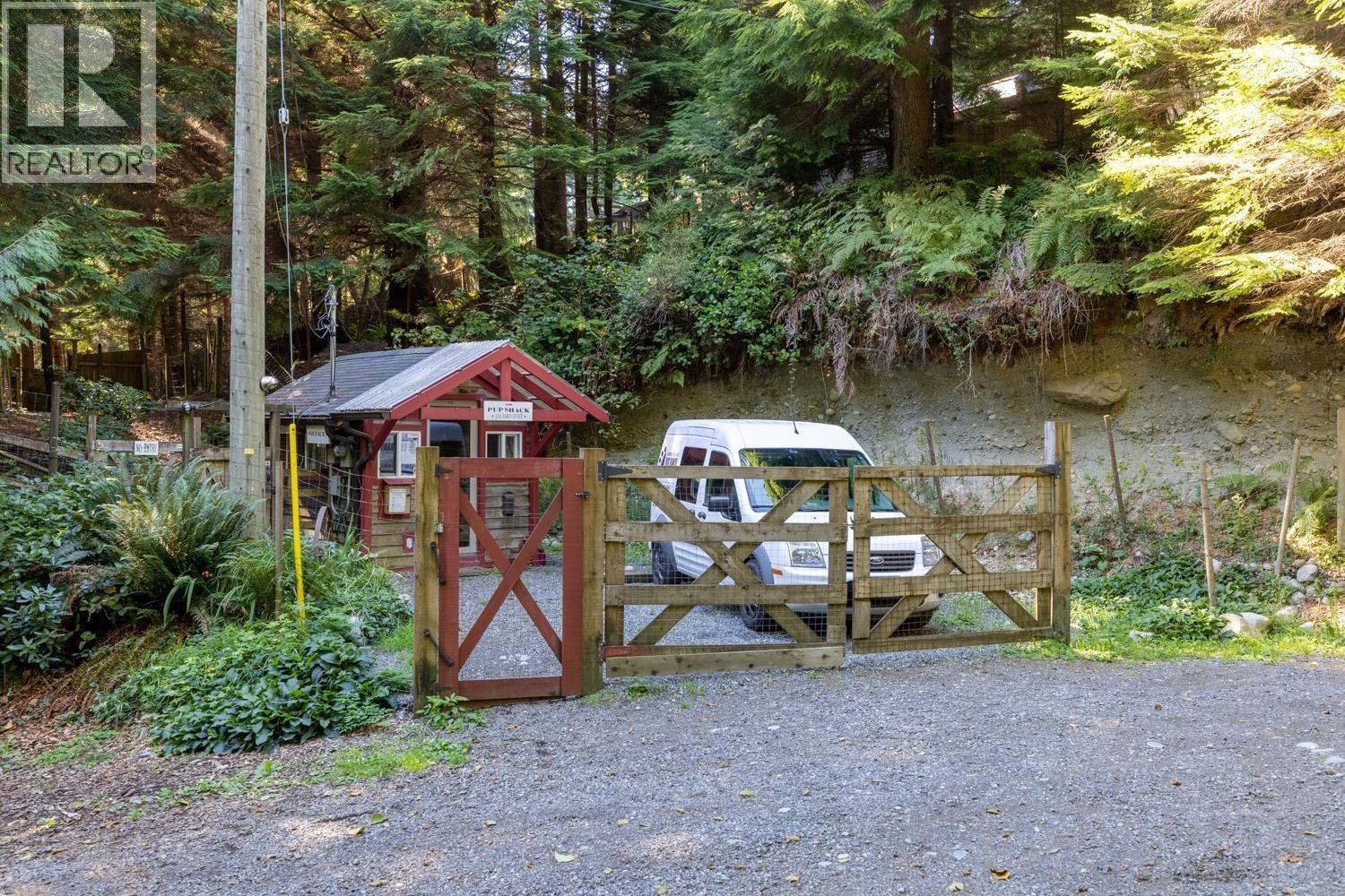 1302 ADAMS ROAD