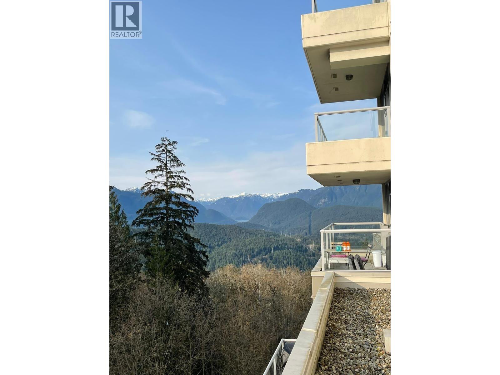 801 9232 UNIVERSITY CRESCENT