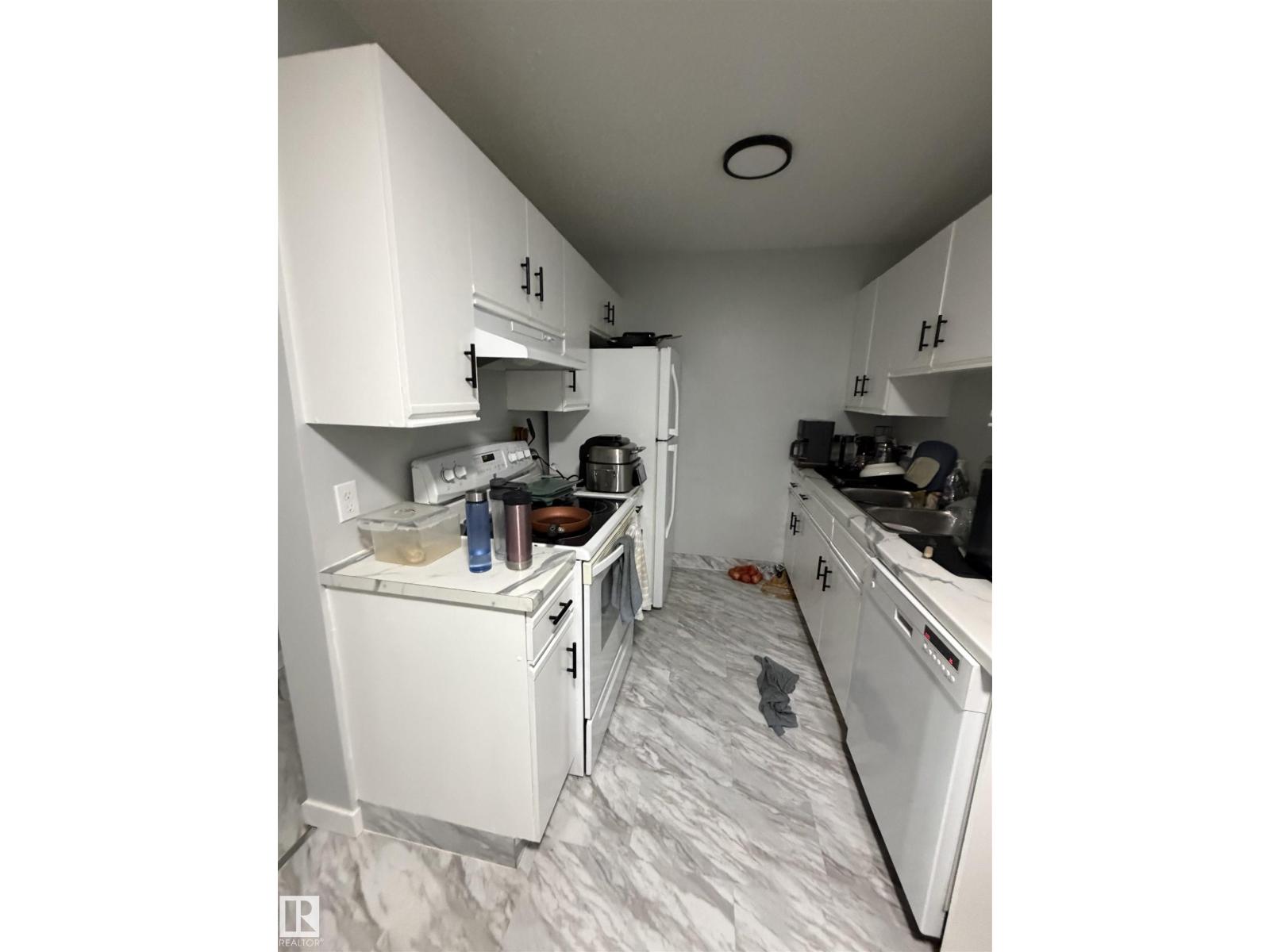 #205 10136 160 ST NW