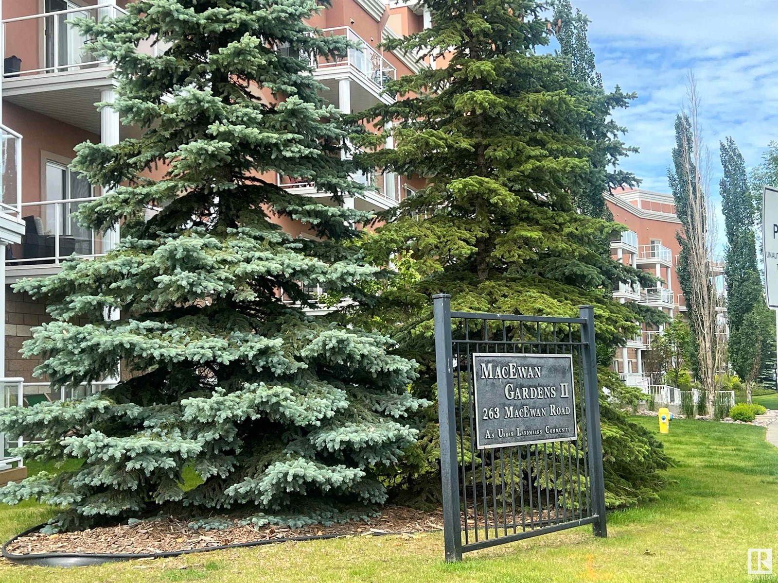#417 263 MacEwan RD SW SW