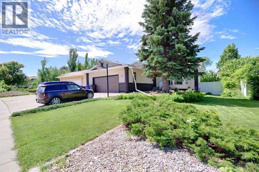 14 Mt Brazeau Road W
