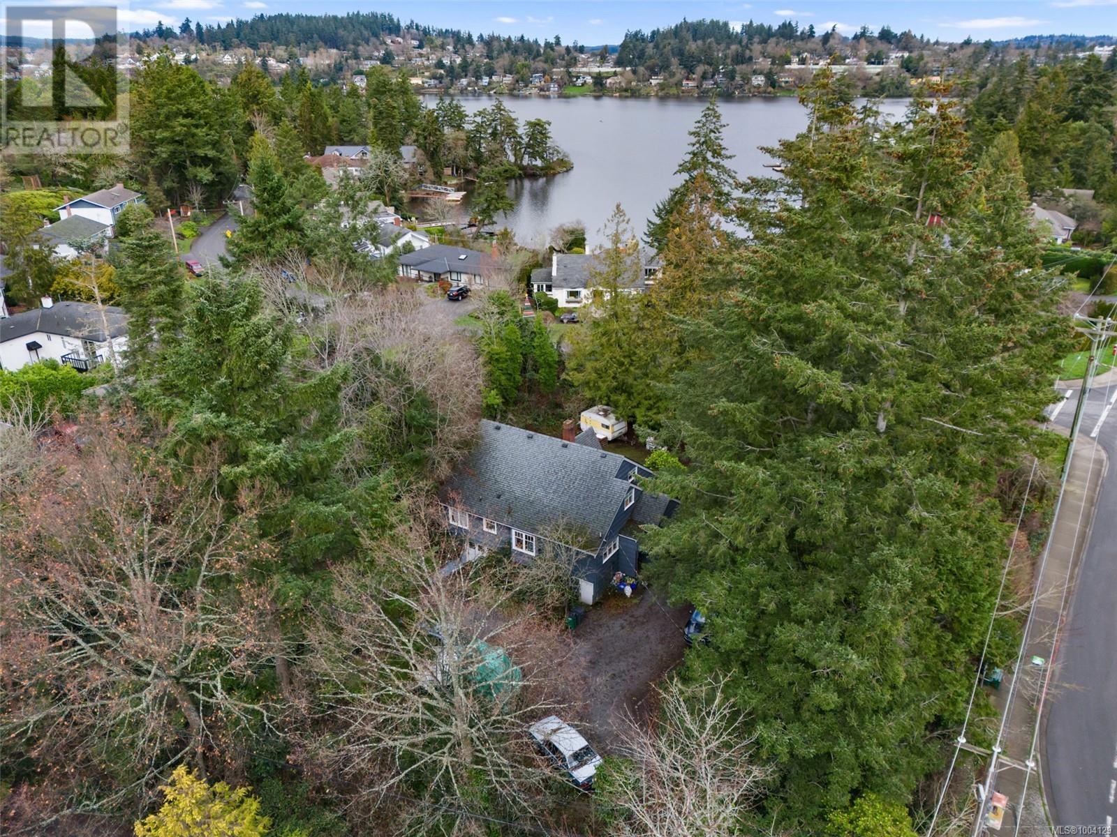 2895 Murray Dr