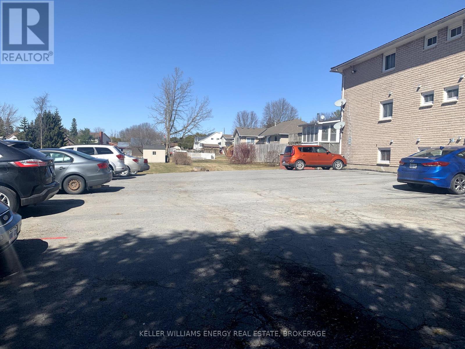 469 PALACE ROAD