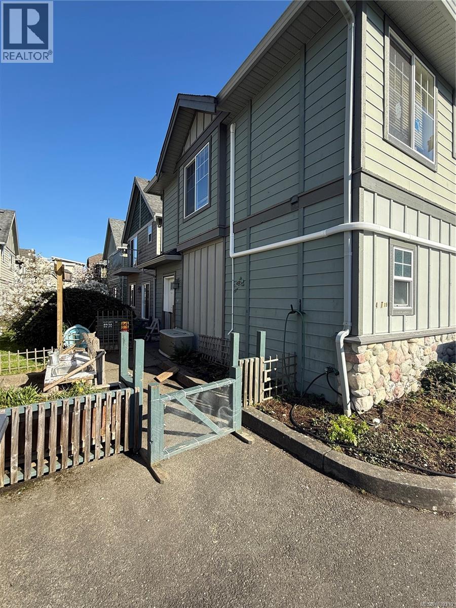 15 1182 Colville Rd