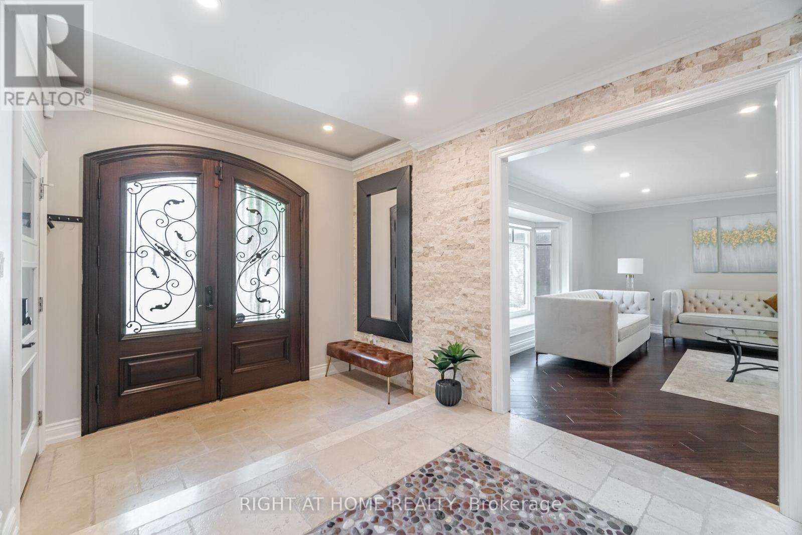 2579 KENNA COURT