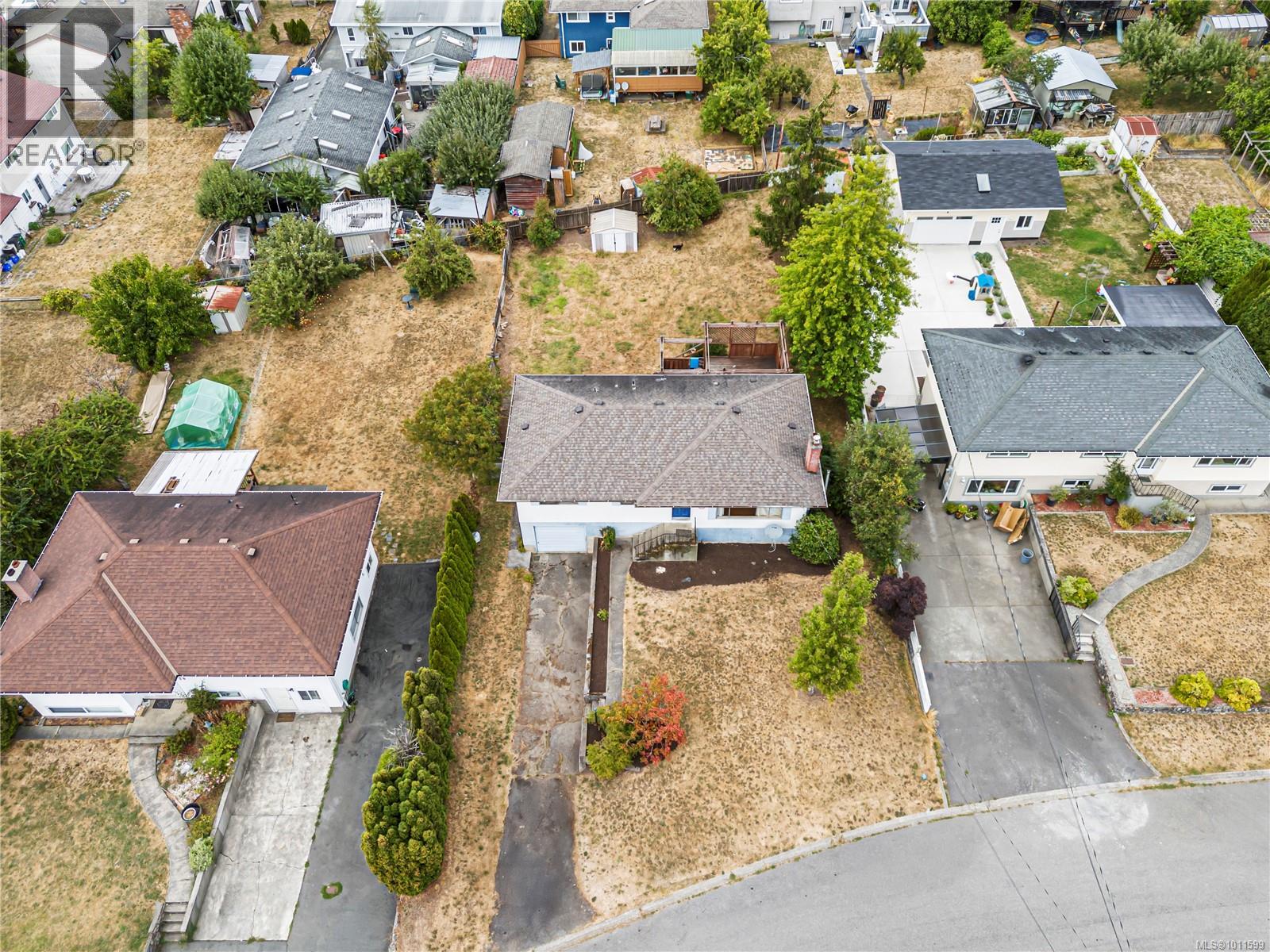 728 Genevieve Rd