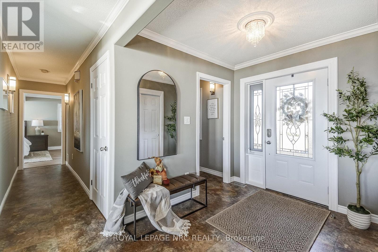 10781 LAKESHORE ROAD W