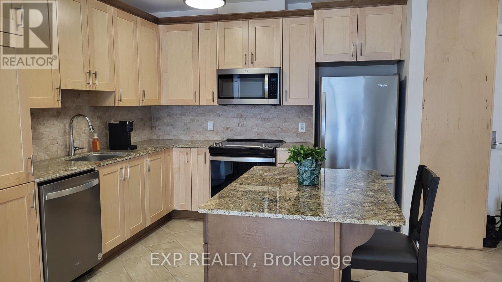 B 208 - 459 BARNET BOULEVARD