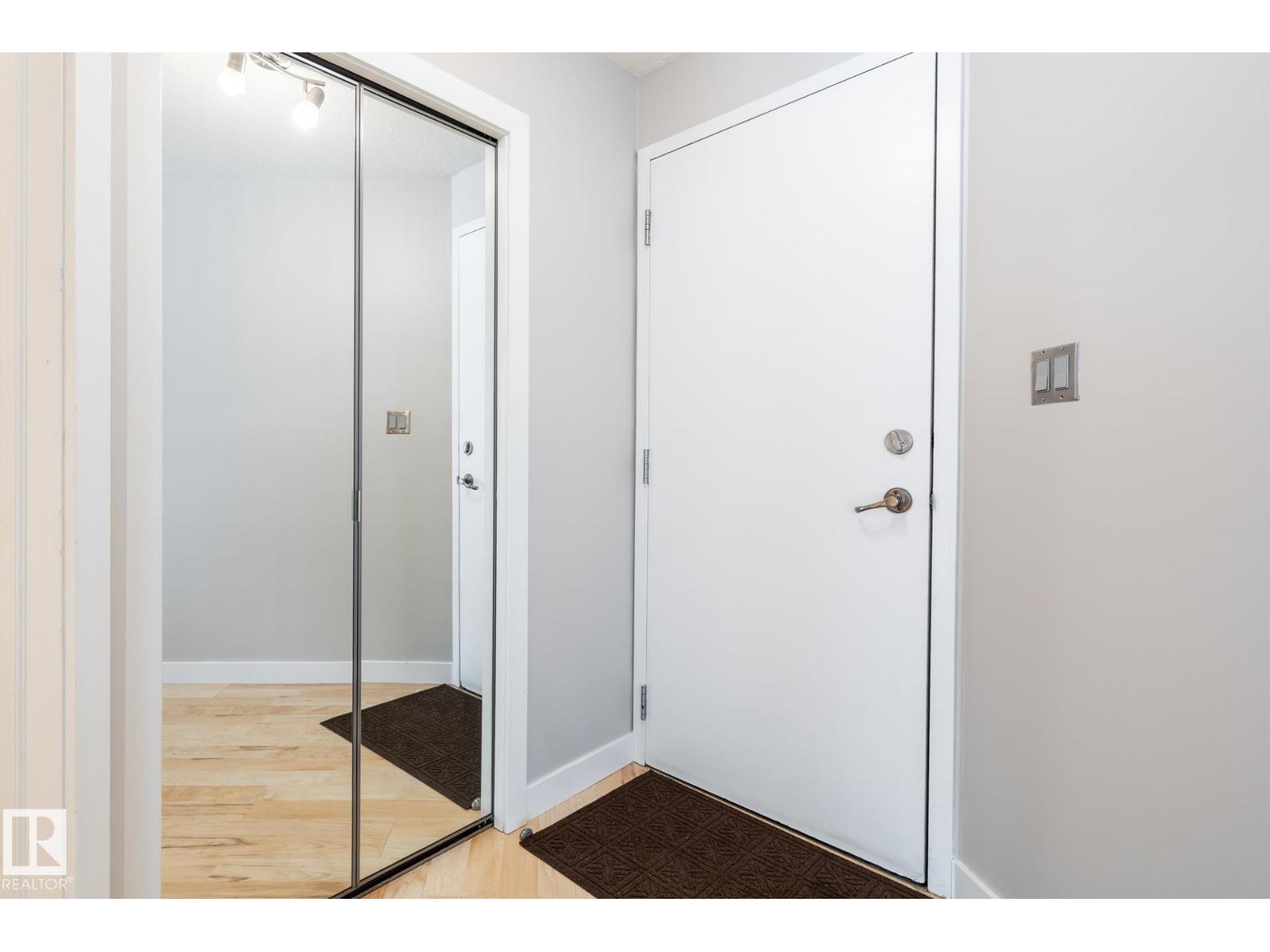 #304 9336 JASPER AV NW