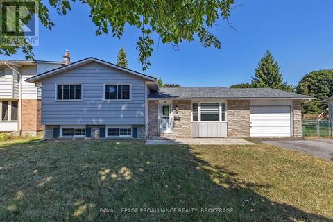 63 OLD OAK ROAD Kingston (Central City West) ON K7M6X2