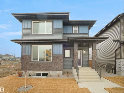3272 DALLAS SCHMIDT DR NW Edmonton AB T5E6Z9
