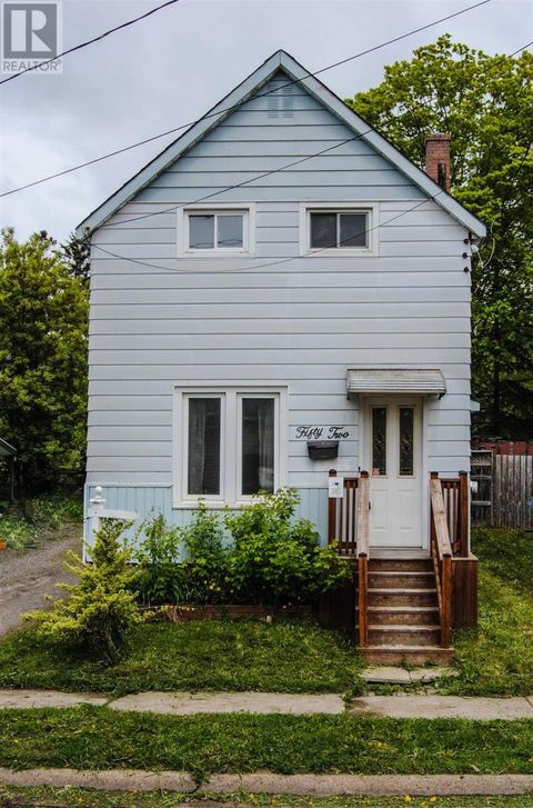 52 Edinburgh Sault Ste Marie ON P6A1K7