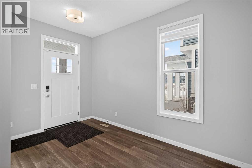 953 West Lakeview Drive