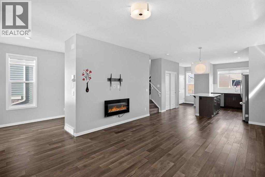 953 West Lakeview Drive