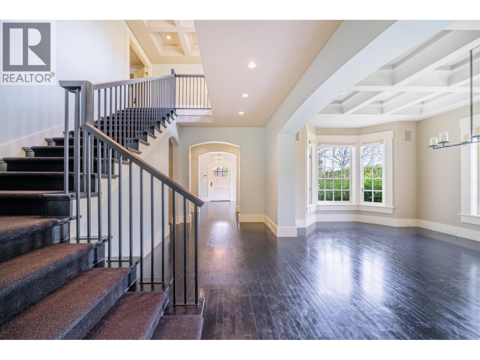 1610 WESBROOK CRESCENT