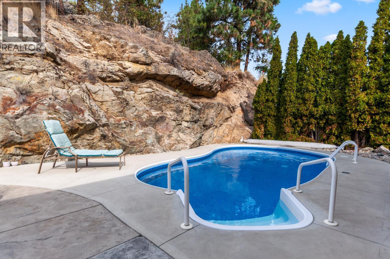 3121 EVERGREEN Drive