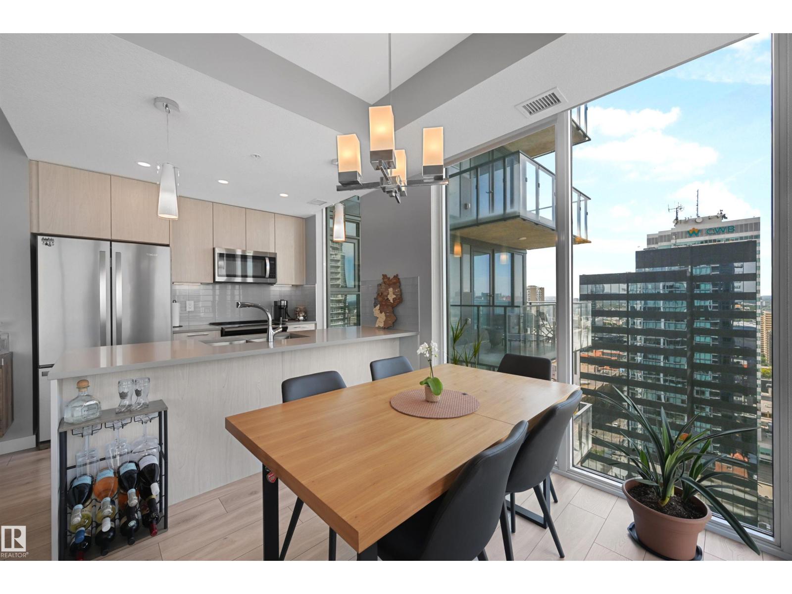 #2701 10180 103 ST NW