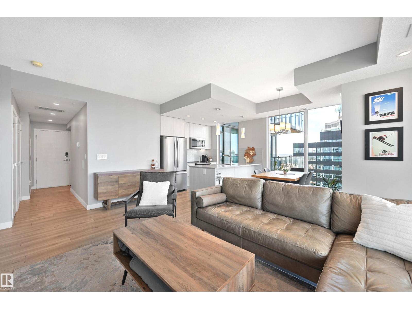 #2701 10180 103 ST NW