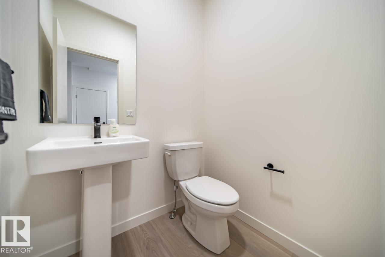 5601 69 ST