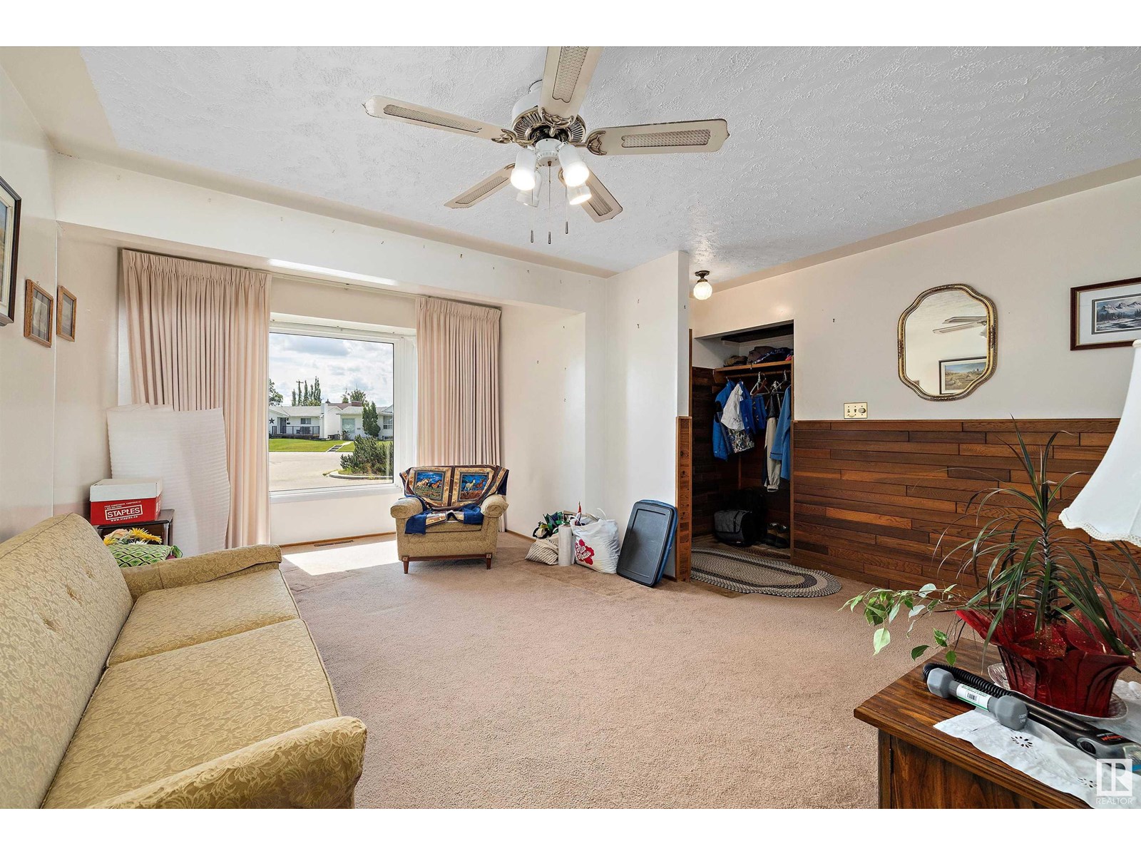 13335 104 ST NW