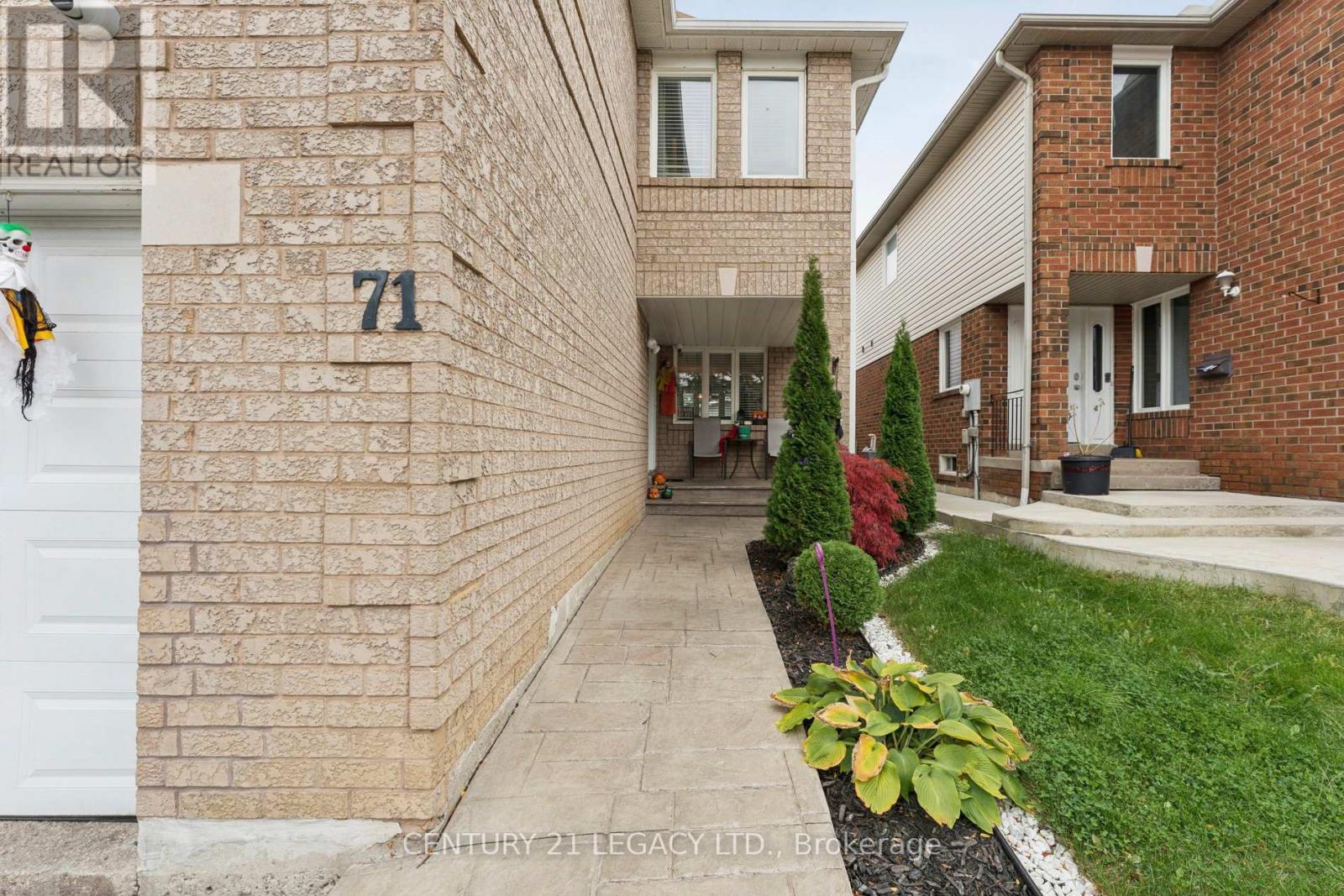 71 TOWNLEY CRESCENT