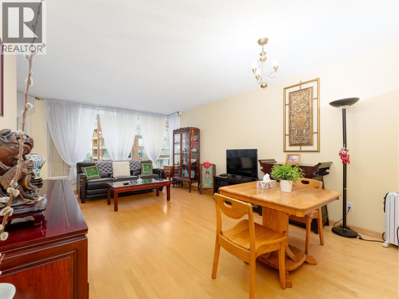 1505 4689 HAZEL STREET