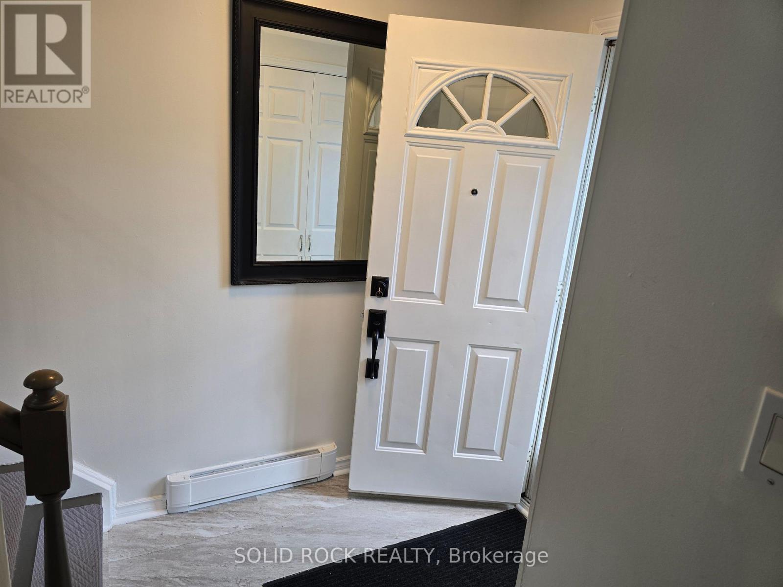 9 - 740 MORIN STREET N