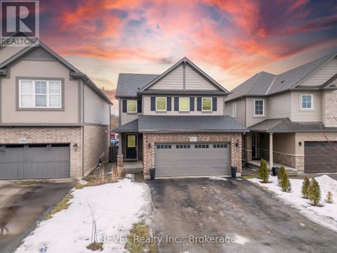 7272 LIONSHEAD AVENUE Niagara Falls (Oldfield) ON L2G0A6