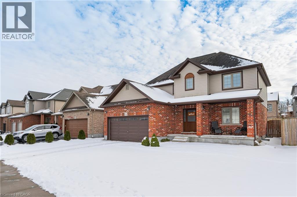 854 SPRINGBANK Avenue N