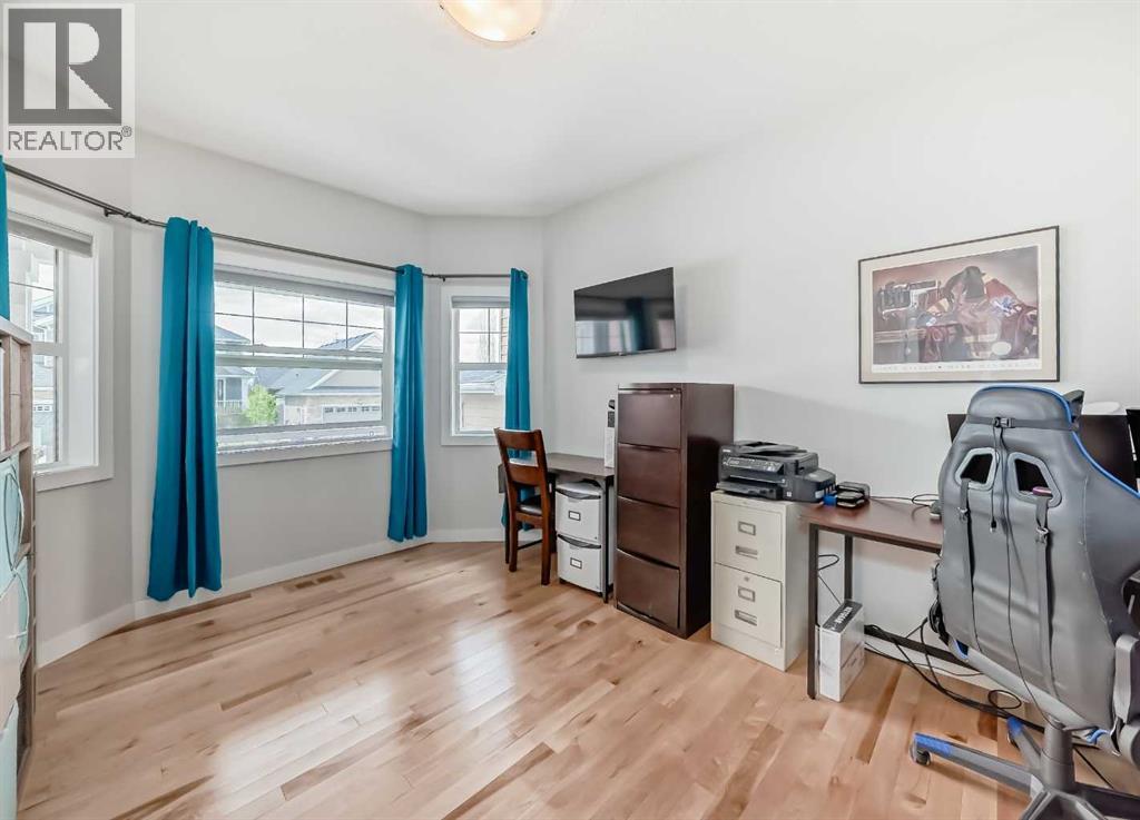 18 Ridge View Place
