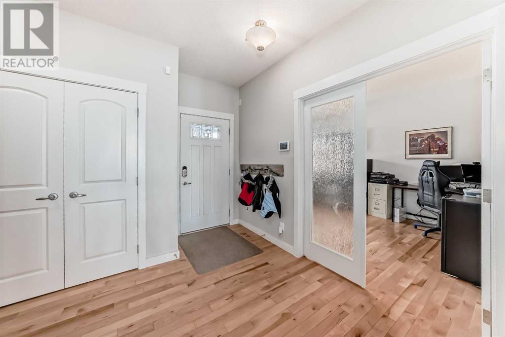18 Ridge View Place