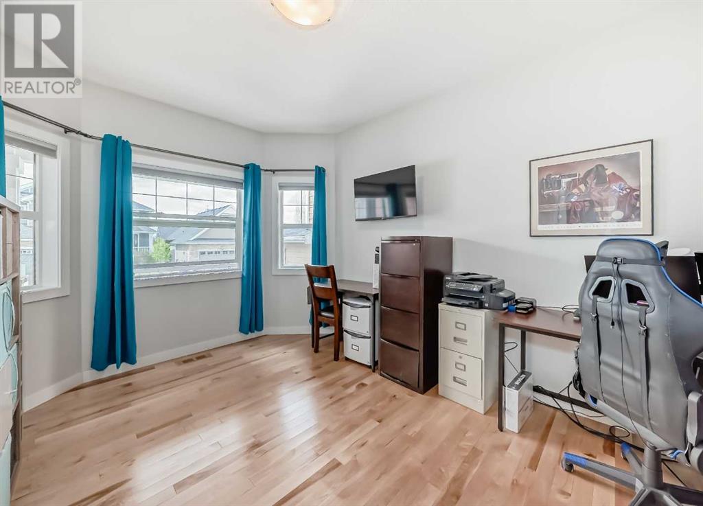 18 Ridge View Place