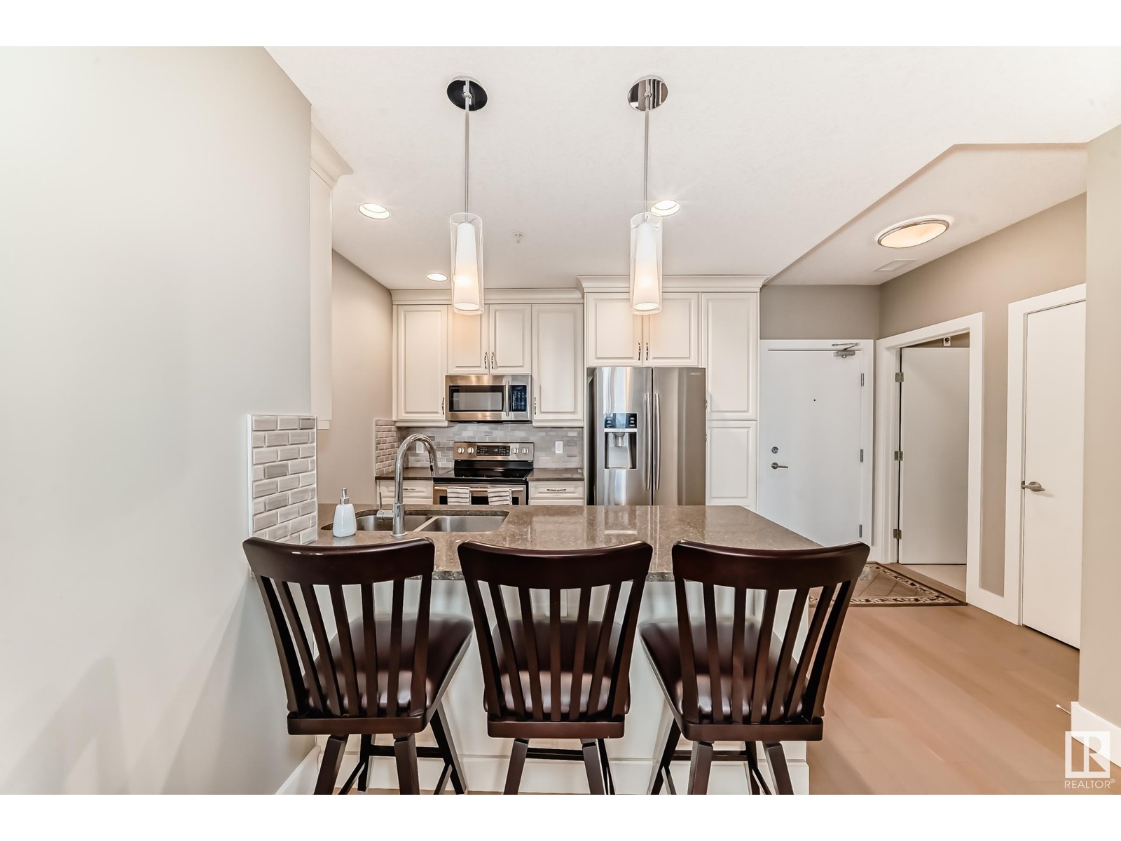 #506 11080 ELLERSLIE RD SW
