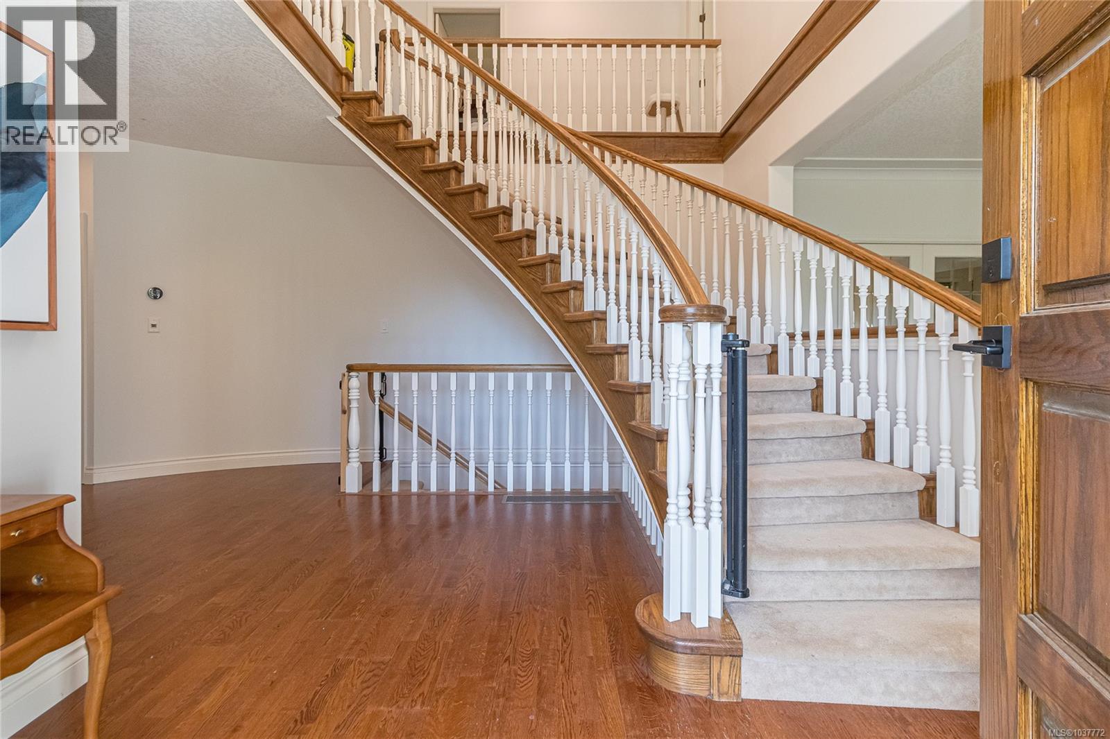 1855 Camas Dr