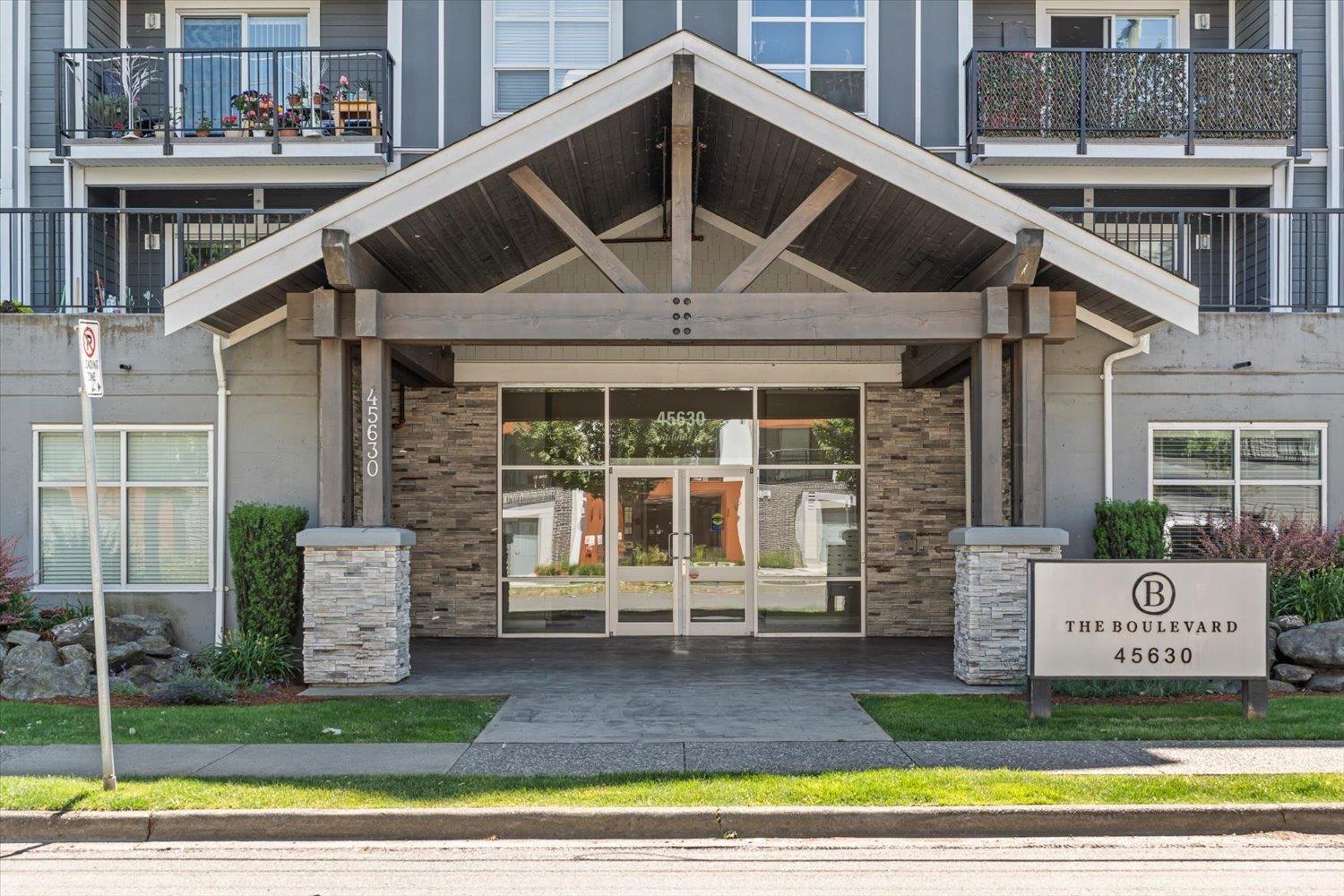 104 45630 SPADINA AVENUE|Chilliwack Proper West