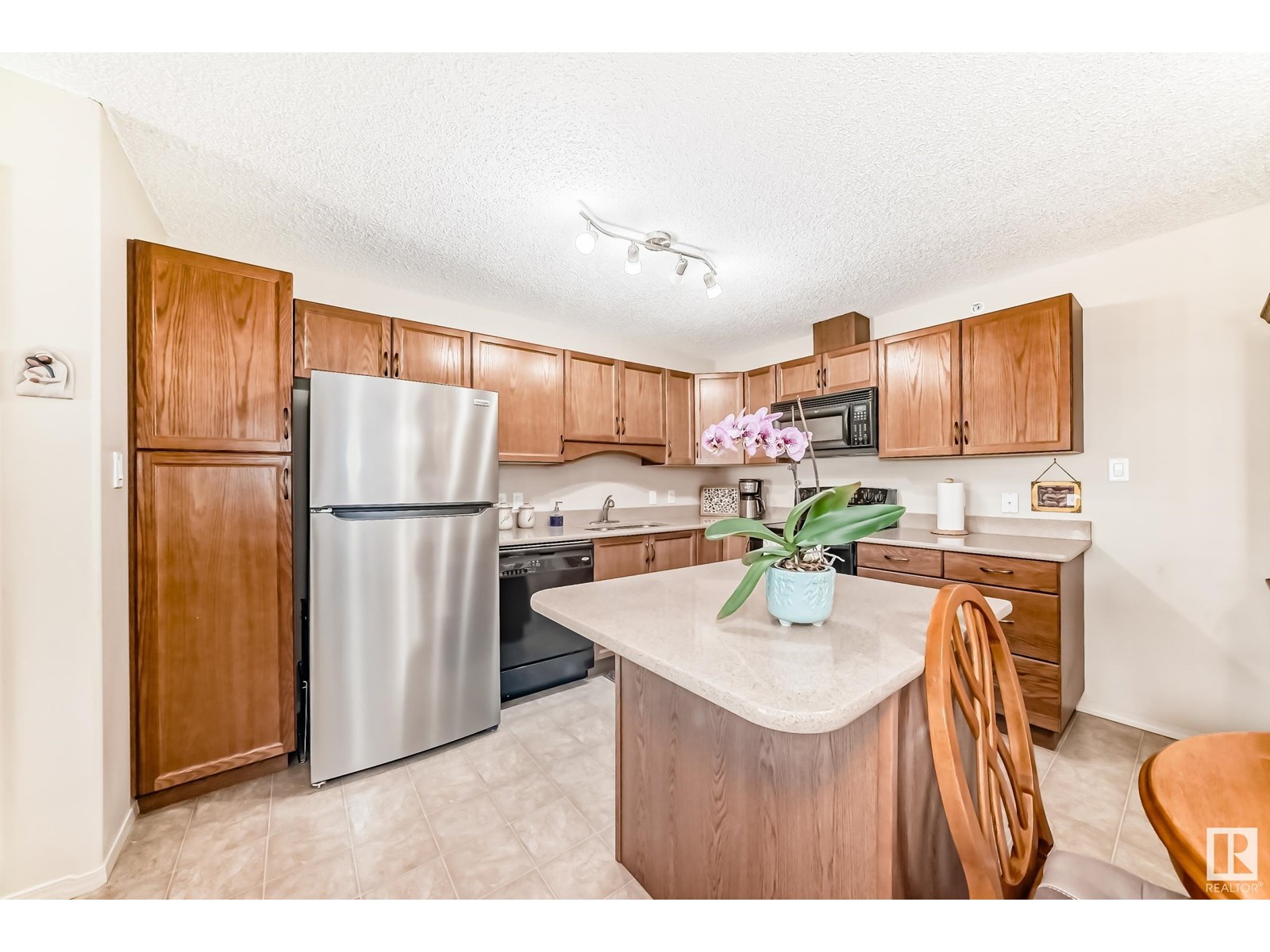 #435 16035 132 ST NW