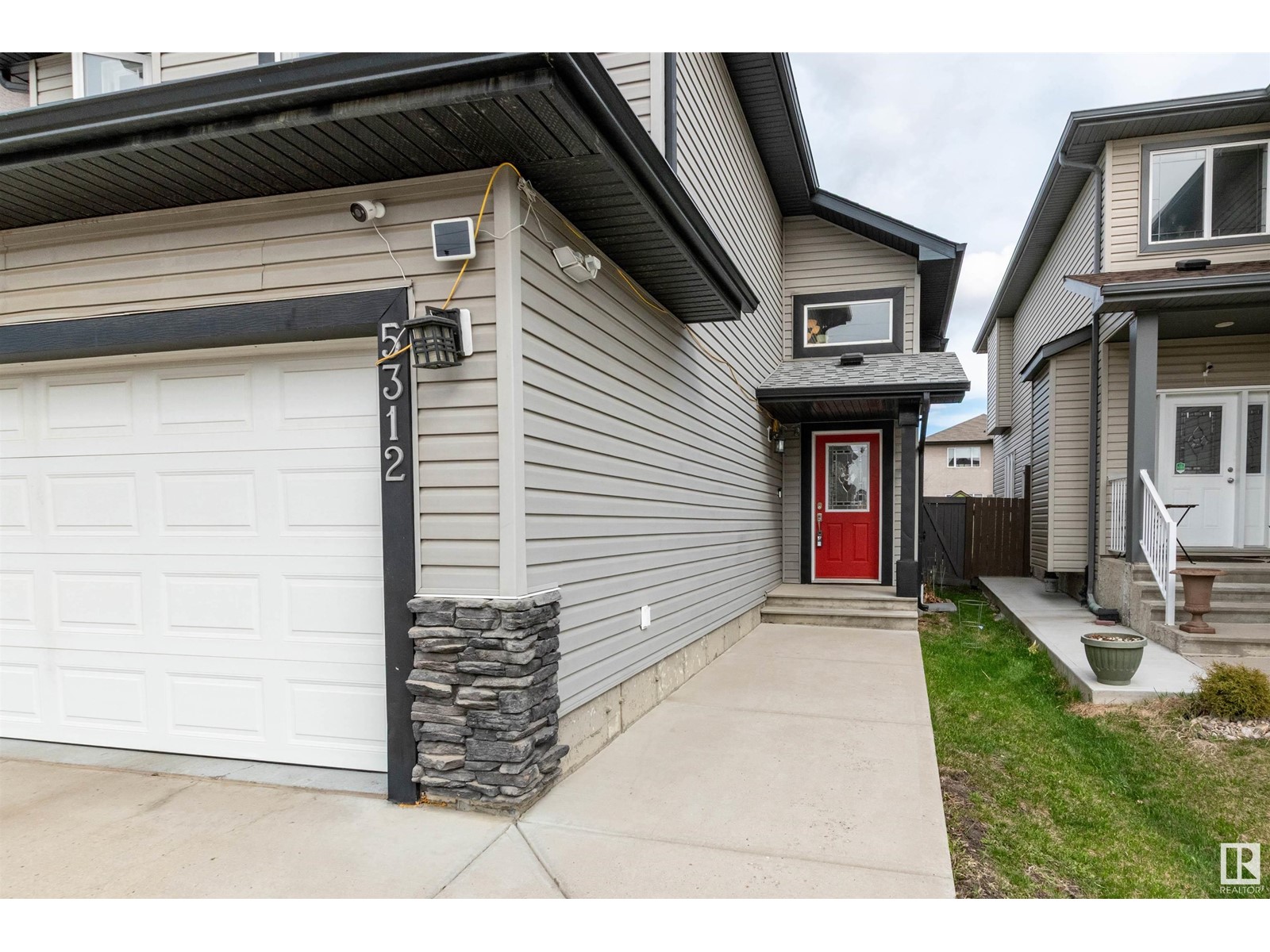 5312 164 AV NW