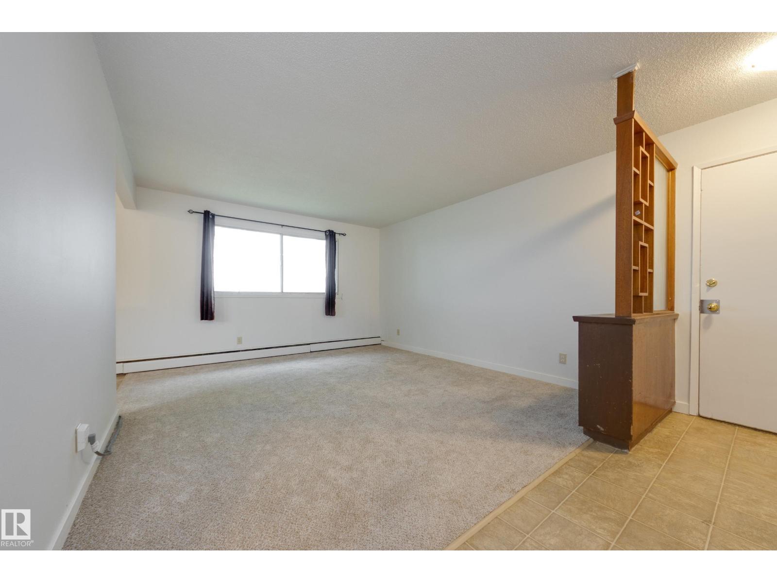3811 116 AV NW