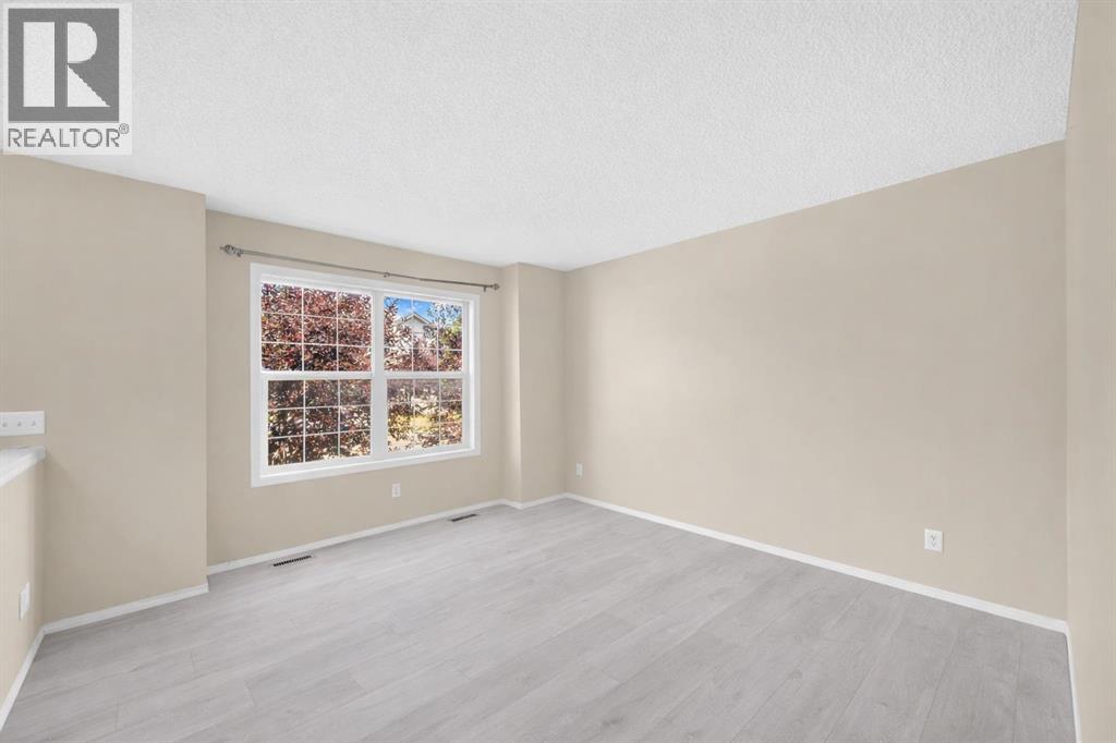 5 Saddlebrook Common NE