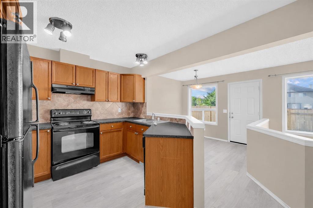 5 Saddlebrook Common NE