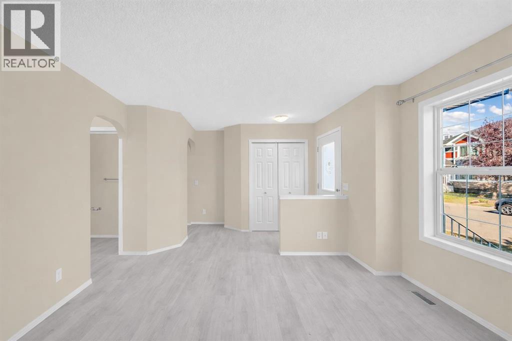 5 Saddlebrook Common NE