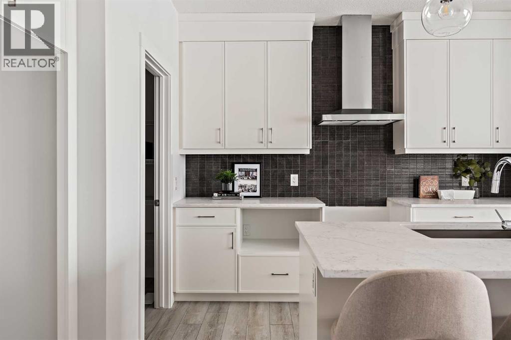 239 Creekstone Circle SW