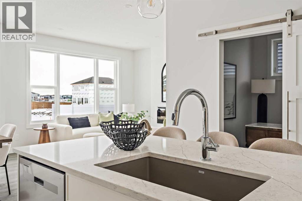 239 Creekstone Circle SW