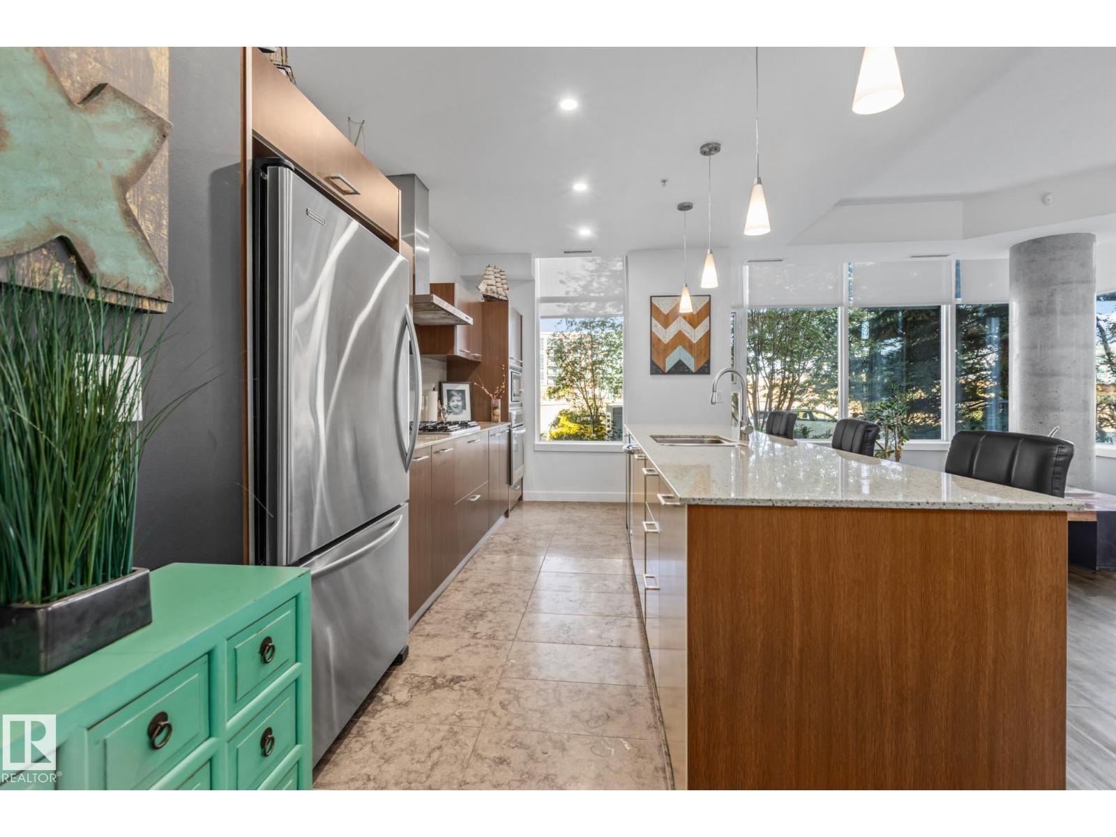 #106 2504 109 ST NW