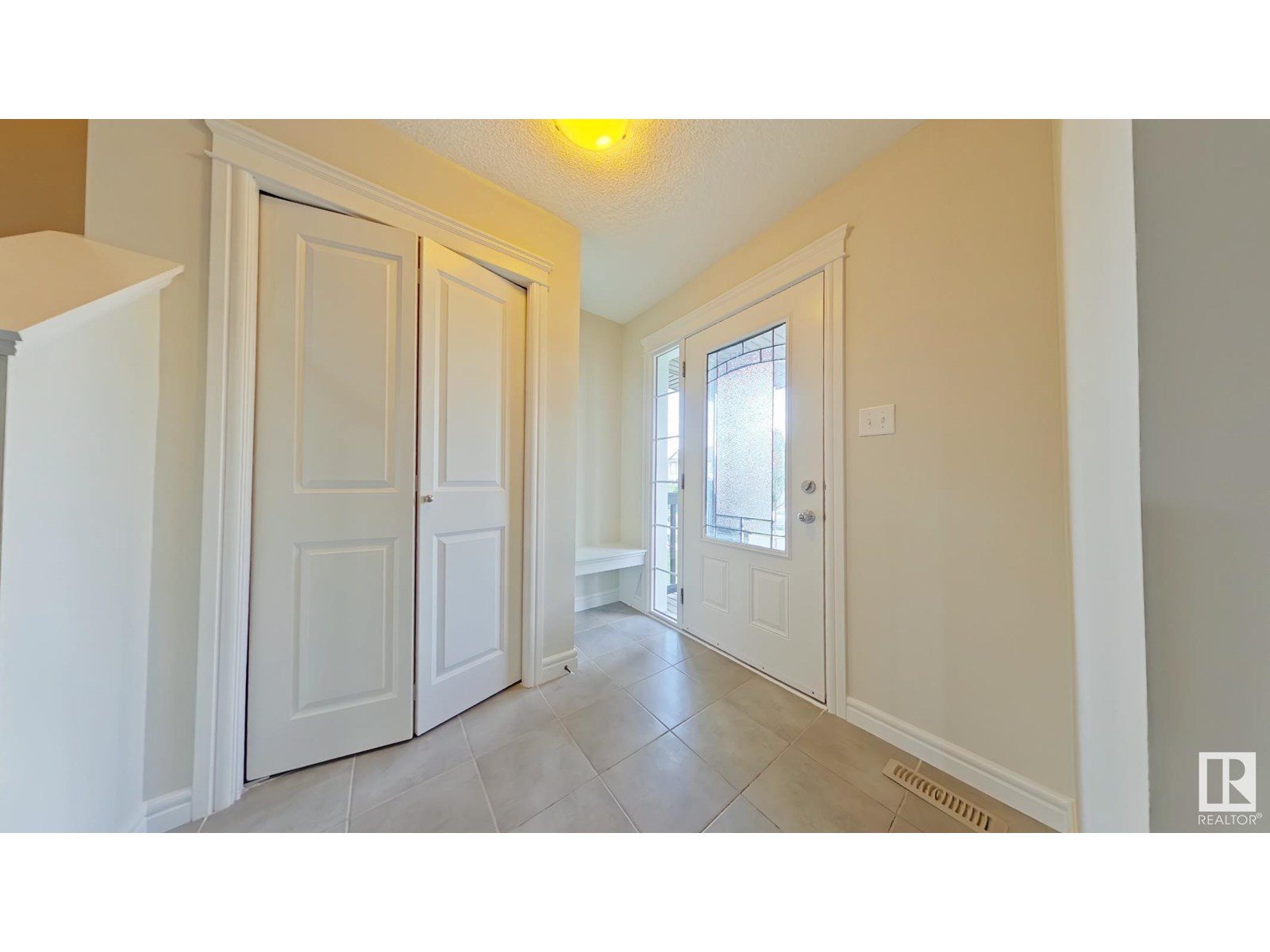 2913 15 ST NW