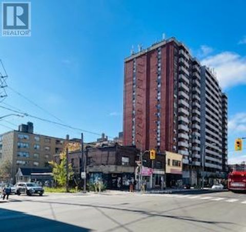 1747-1757 EGLINTON AVENUE W Toronto (Oakwood Village) ON M6E2H7