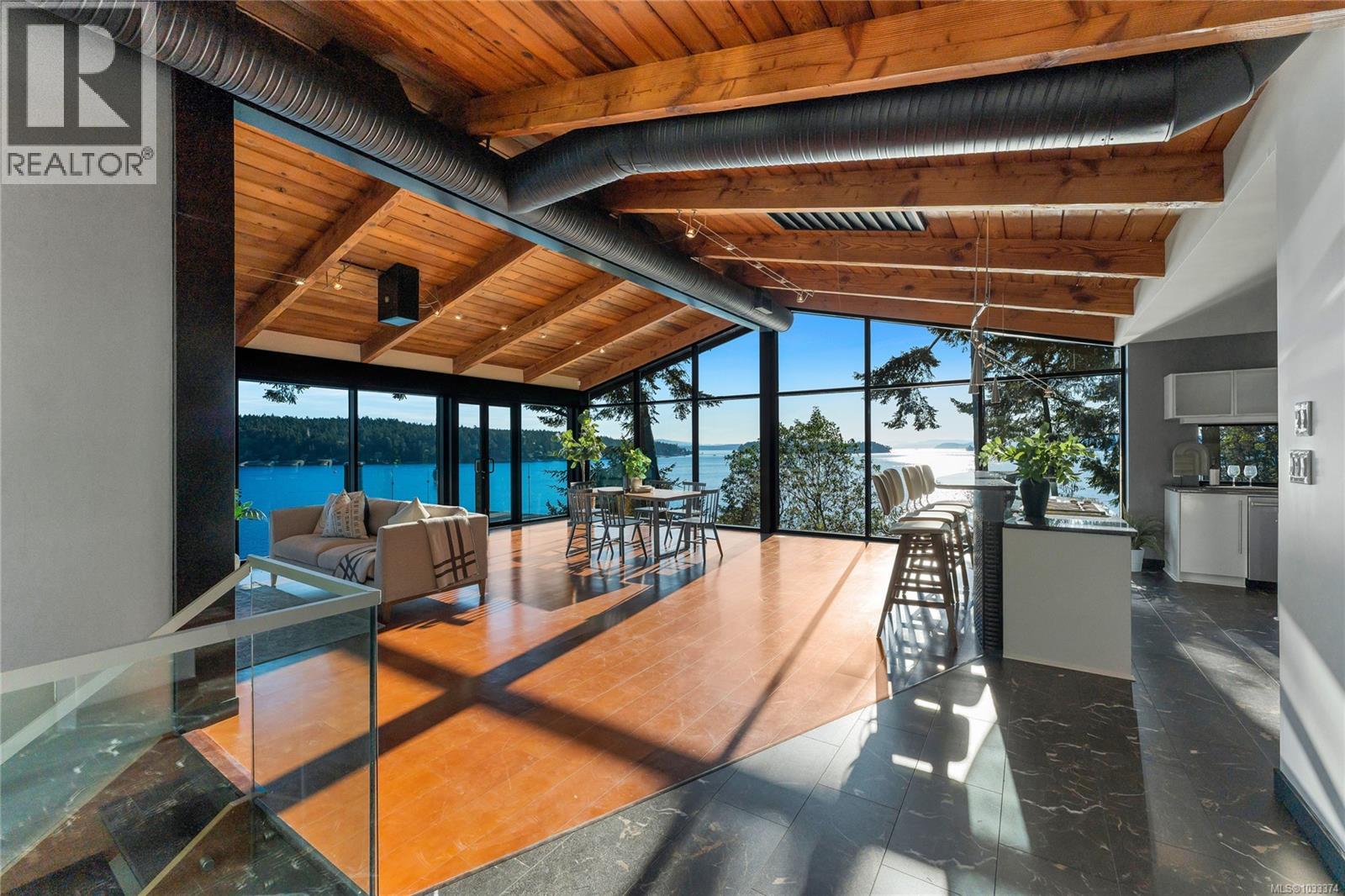 1676 Lands End Rd