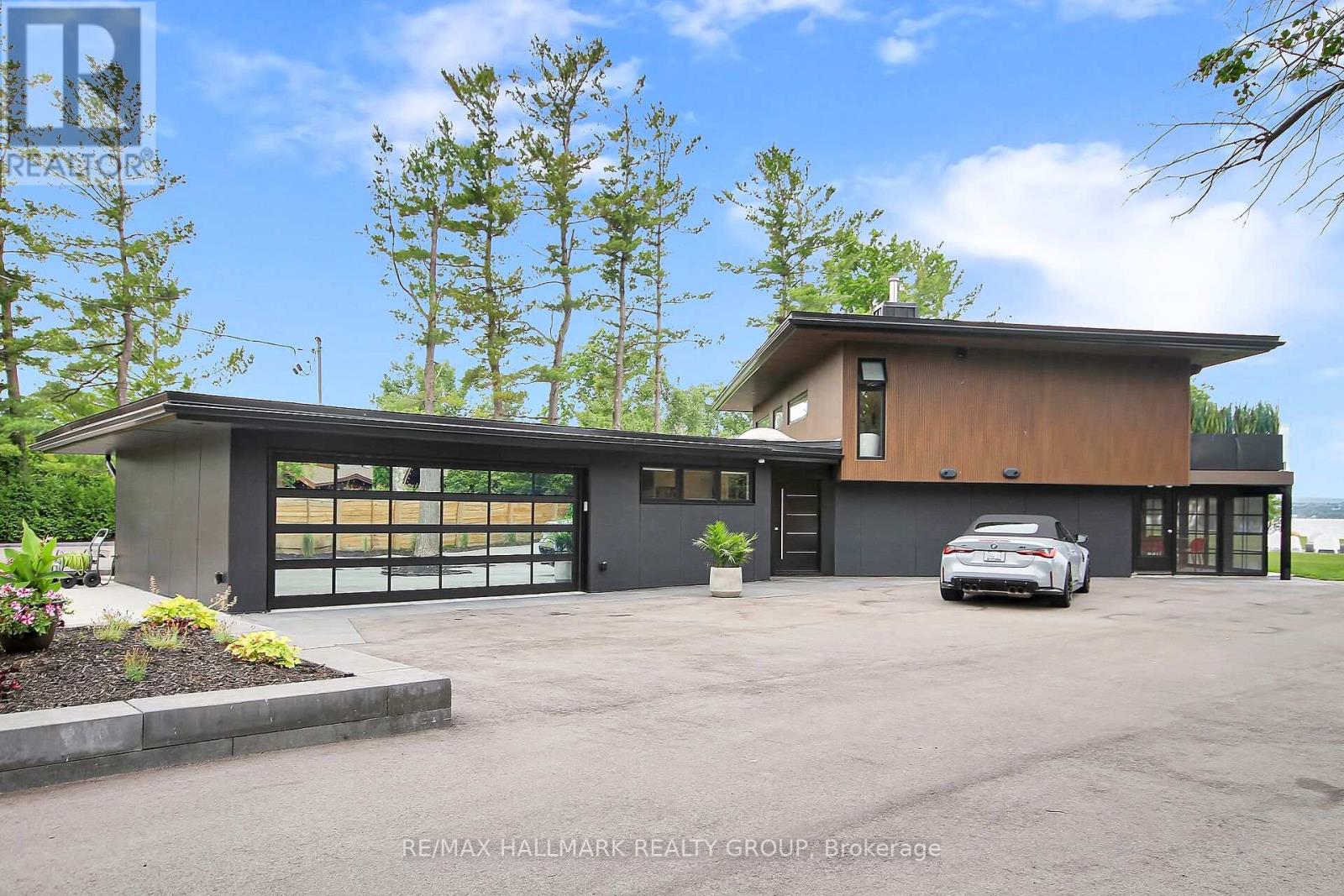 227 GRANDVIEW ROAD