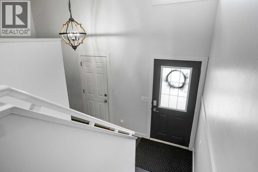 377 Stonegate Way NW