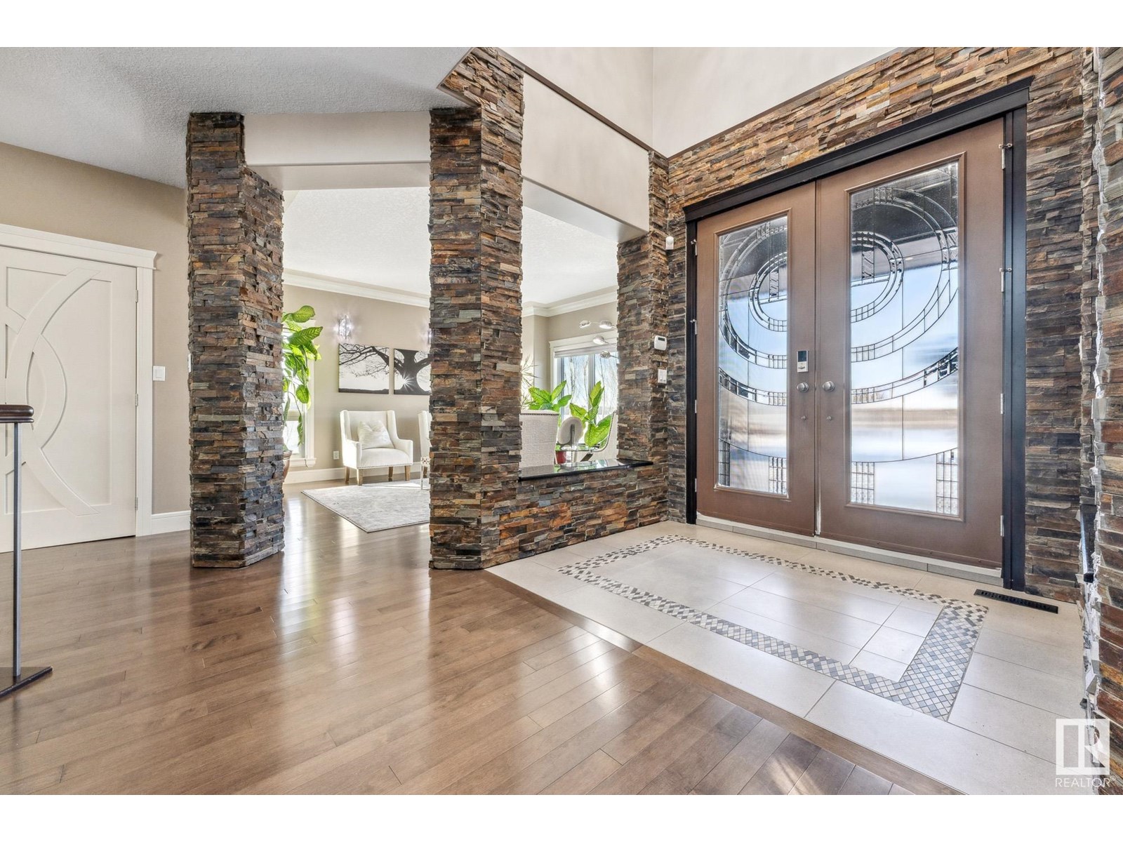 #100 54302 RGE ROAD 250
